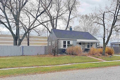 21878 Grandy St, Clinton Township, MI 48035 - photo 4