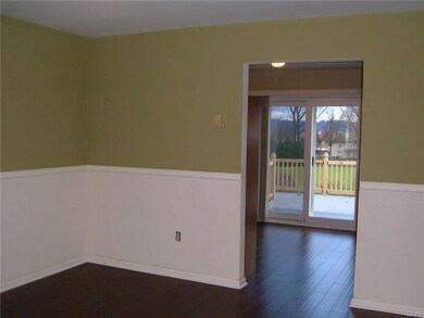 2734 Columbia St, Easton, PA 18045 - photo 4