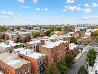 448 E 94th St, Brooklyn, NY 11212 - photo 5