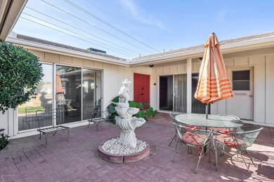 10619 W Caron Dr-large-005-17-Courtyard-