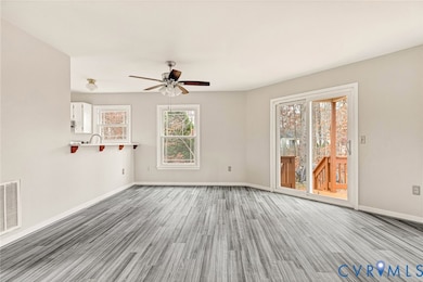 319 Lake Caroline Dr, Ruther Glen, VA 22546 - photo 3