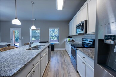 847 Wellford Ave, Jefferson, GA 30549 - photo 5