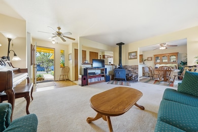 6921 Dennis Ct, Redding, CA 96001 - photo 5