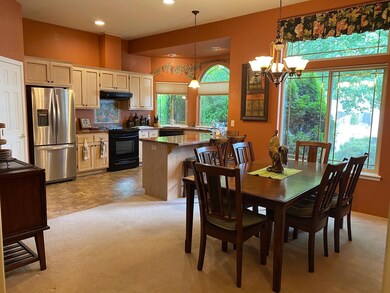 Kitchen - Dining