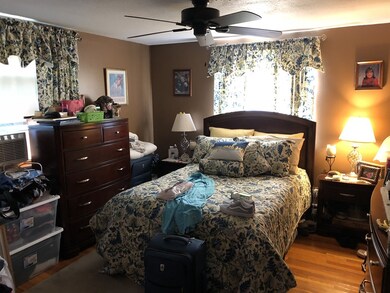 137 John A Dunn Memorial Dr unit 3, Rockland, MA 02370 - photo 4