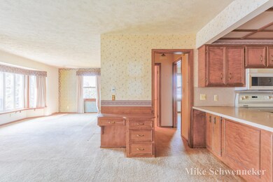 Kitchen and built in desk