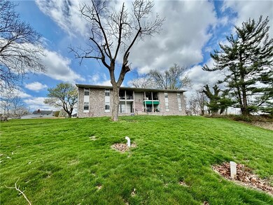 105 Pittsburgh St unit 2D, Uniontown, PA 15401 - photo 3