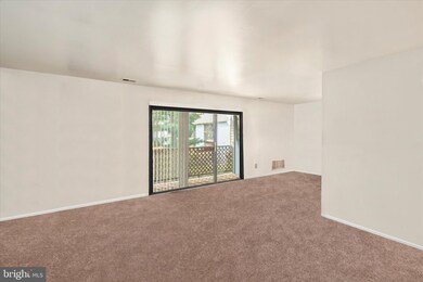 92 Wyndham Place, Trenton, NJ 08691 - photo 4