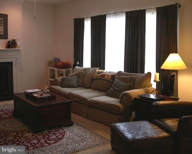 8415 Lanier Overlook Ct, Bristow, VA 20136 - photo 7