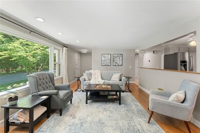 38 Baldino Dr, Cranston, RI 02920 - photo 2