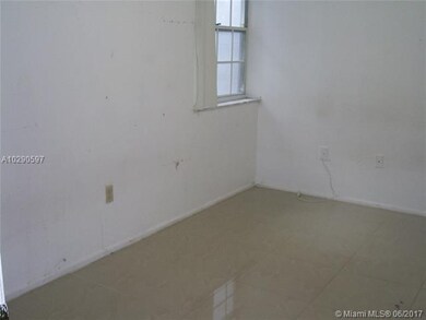 17565 NW 67th Place unit 8, Hialeah, FL 33015 - photo 7