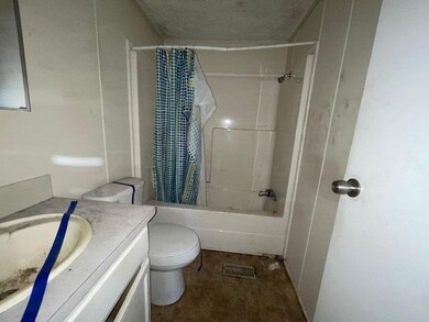 708 Edgewater Dr, Byron, GA 31008 - photo 4