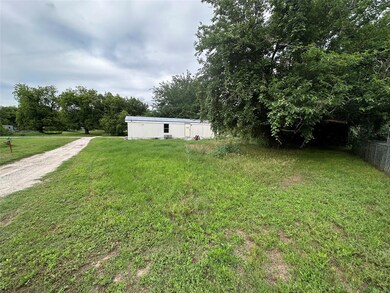 7066 Aztec Trail, Weatherford, TX 76087 - photo 4