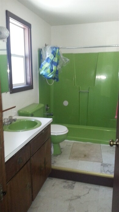 16613 Reichel Rd SE, Rainier, WA 98576 - photo 4