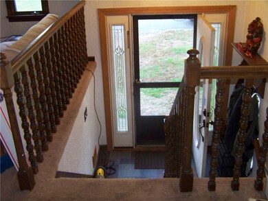 1 Sparrow Ln, Warwick, RI 02889 - photo 7