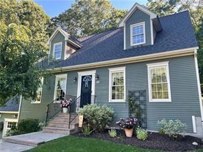 36 Rocky Crest Rd, Cumberland, RI 02864 - photo 2