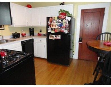 96 Spruce St unit 96, Watertown, MA 02472 - photo 4