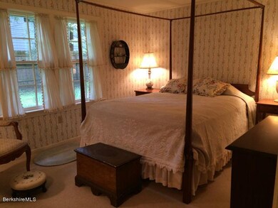 Stone Court Unit 3 Bedroom 1