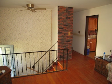 1044 N Rensselaer Ave, Griffith, IN 46319 - photo 3