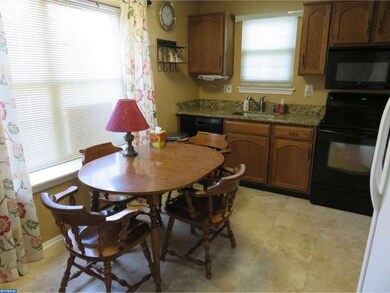 103 Lakebridge Dr, Woodbury, NJ 08096 - photo 4