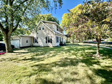 1201 4th St, Covington, IN 47932 - photo 5