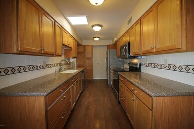 17443 N 102nd Dr, Sun City, AZ 85373 - photo 6