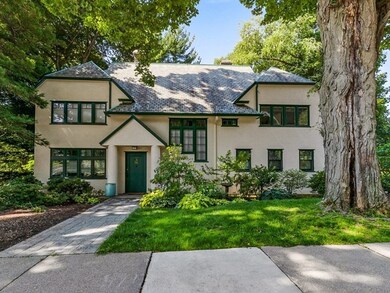 194 Tappan St, Brookline, MA 02445 - photo 2