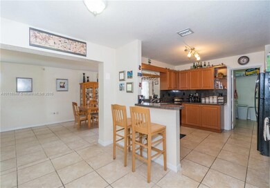 Kitchen & Family/Dining Room Entrance