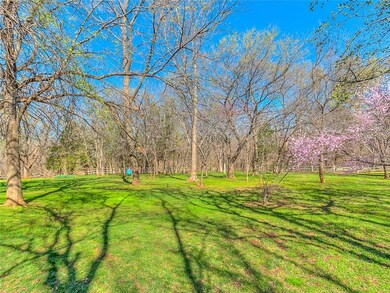 1801 Silver Oaks Dr, Edmond, OK 73025 - photo 5