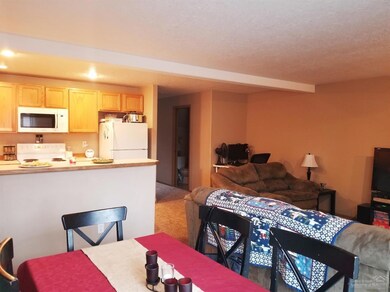 2428 SW Wickiup Ct, Redmond, OR 97756 - photo 5