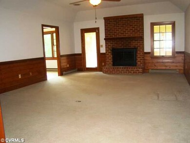 12252 E Quaker Rd, Disputanta, VA 23842 - photo 4