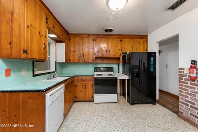 6528 Barmer Dr S, Jacksonville, FL 32210 - photo 7