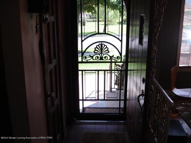 215 Spencer St, Lansing, MI 48915 - photo 5