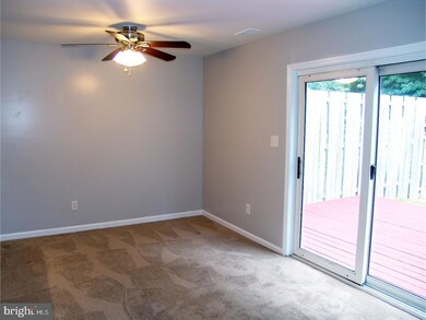 322 Thayer Ct, Newark, DE 19702 - photo 5