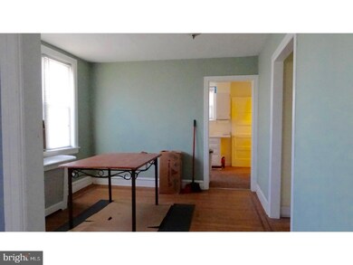 210 E Essex Ave, Lansdowne, PA 19050 - photo 4