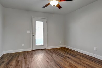 2731 W Washington St, Denison, TX 75020 - photo 7