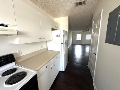 115 Winter Chase Ln, Brunswick, GA 31520 - photo 2