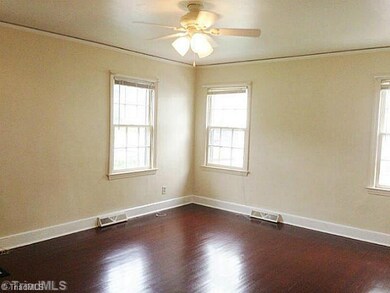 Master Bedroom. Spacious with Ceiling fans and lights
