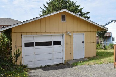 1623 SE Oar Dr, Lincoln City, OR 97367 - photo 3