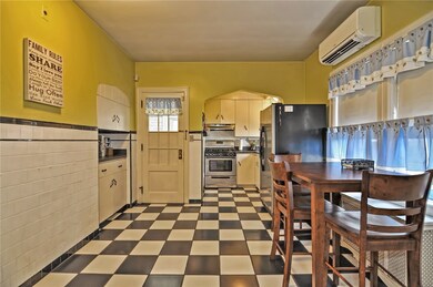 155 Isabella Ave, Providence, RI 02908 - photo 7