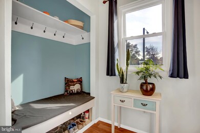 563 Staufer Ct, Mount Joy, PA 17552 - photo 6