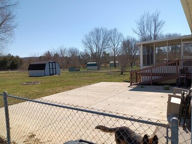 543 Minkslide Rd, Shelbyville, TN 37160 - photo 4