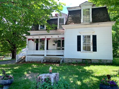 33 Lincoln St, Calais, ME 04619 - photo 4