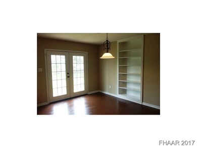 2103 Crescent Dr, Copperas Cove, TX 76522 - photo 4