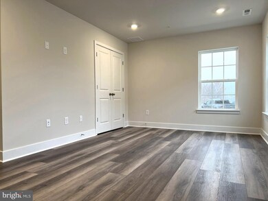 1820 Parham Way, Woodlawn, MD 21244 - photo 5