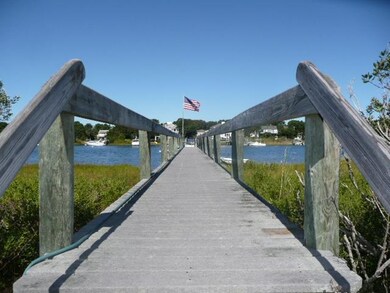 89 Whippoorwill Cir, Mashpee, MA 02649 - photo 7