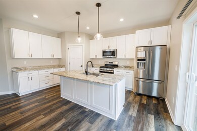 501 Teri Lee Ln, Orfordville, WI 53576 - photo 7