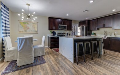 Dining/Kitchen
