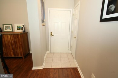 4551 Strutfield Ln unit 4203, Alexandria, VA 22311 - photo 3
