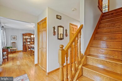 844 Cobblestone Ct, Hershey, PA 17033 - photo 3